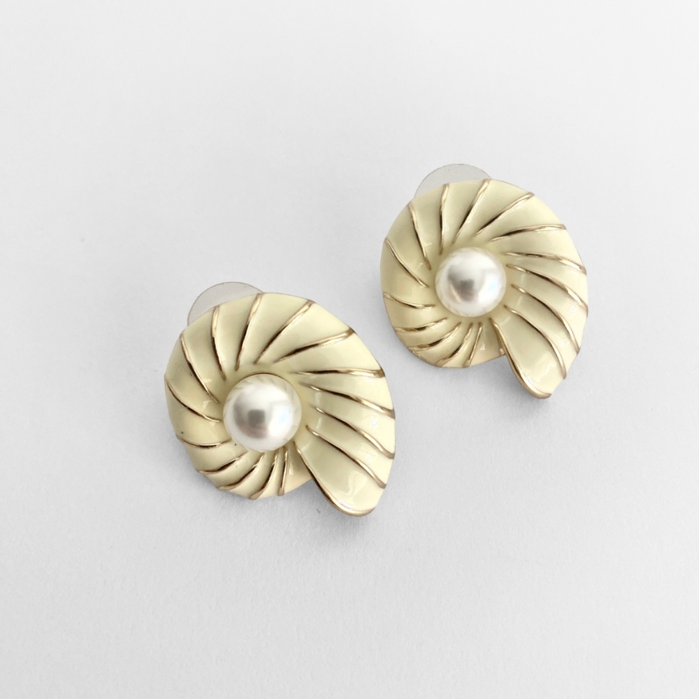 silverlià Fashion Trendy Retro Style Fashion Geometric Pearl Earrings